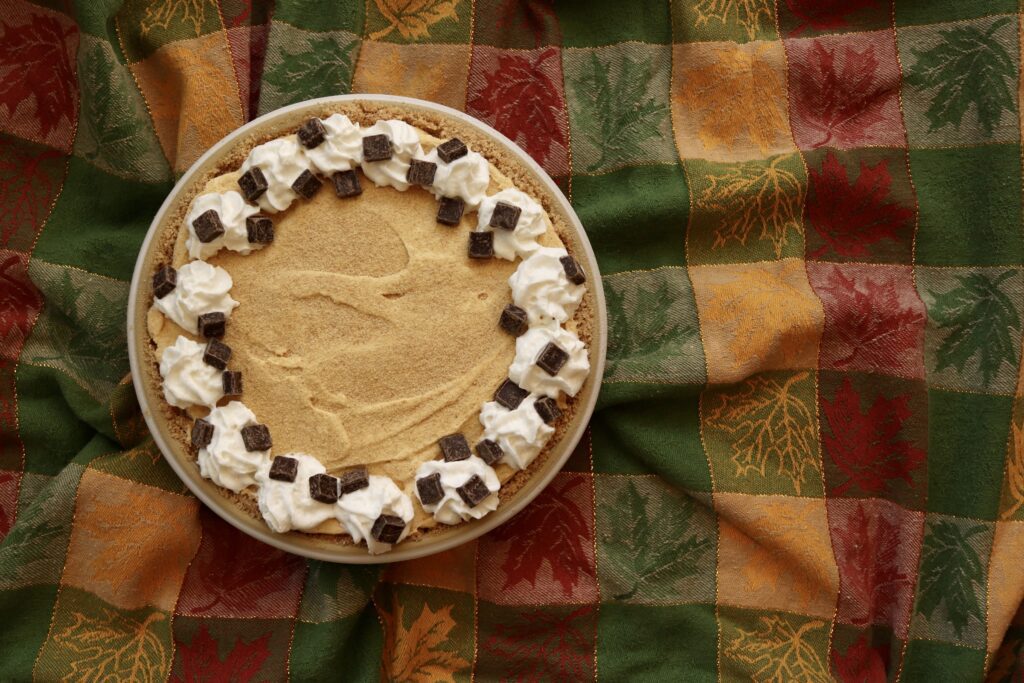 Shortbread and Tea Fall No-bake pumpkin cheesecake