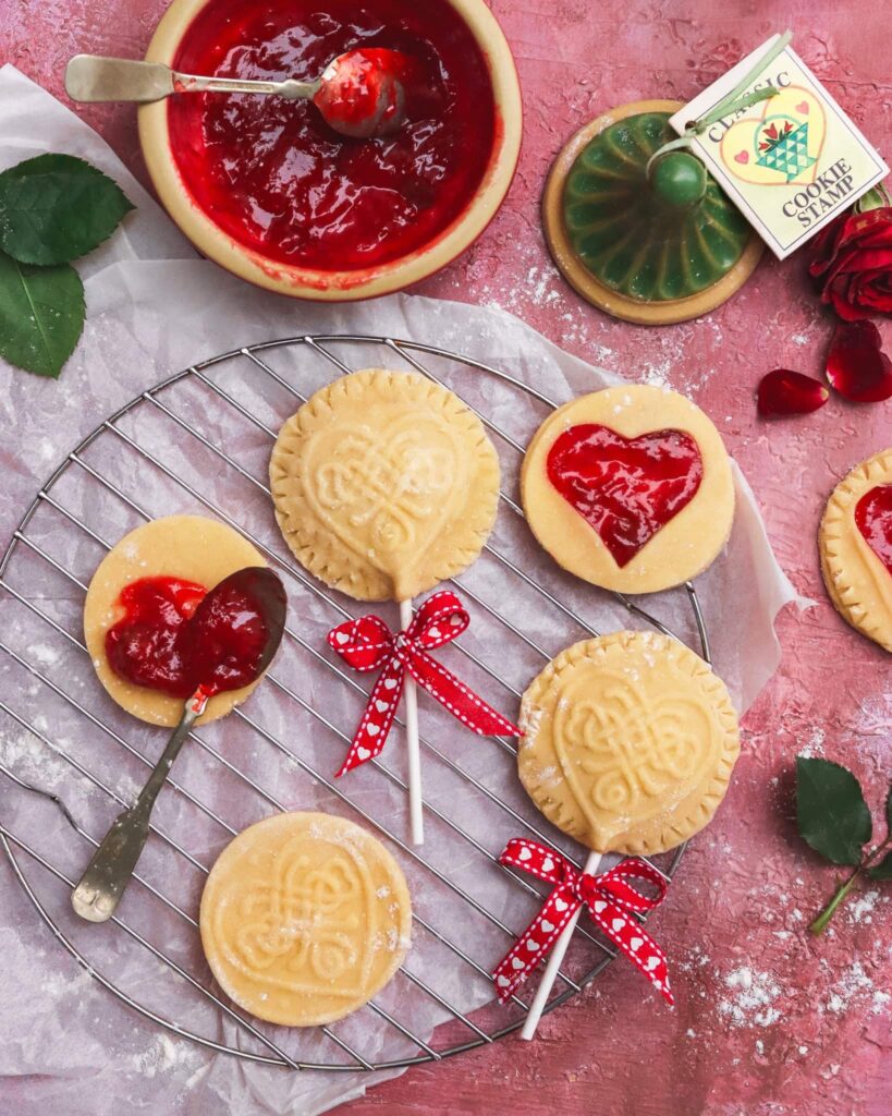 Valentine's Day Pie Pops made with Celtic Heart Cookie and Brookline Ramekin