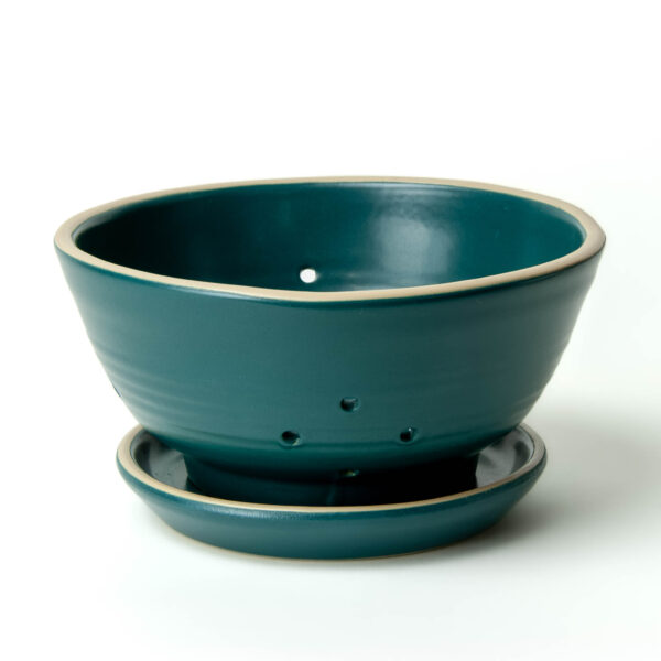 Berry Colanders — Baltic